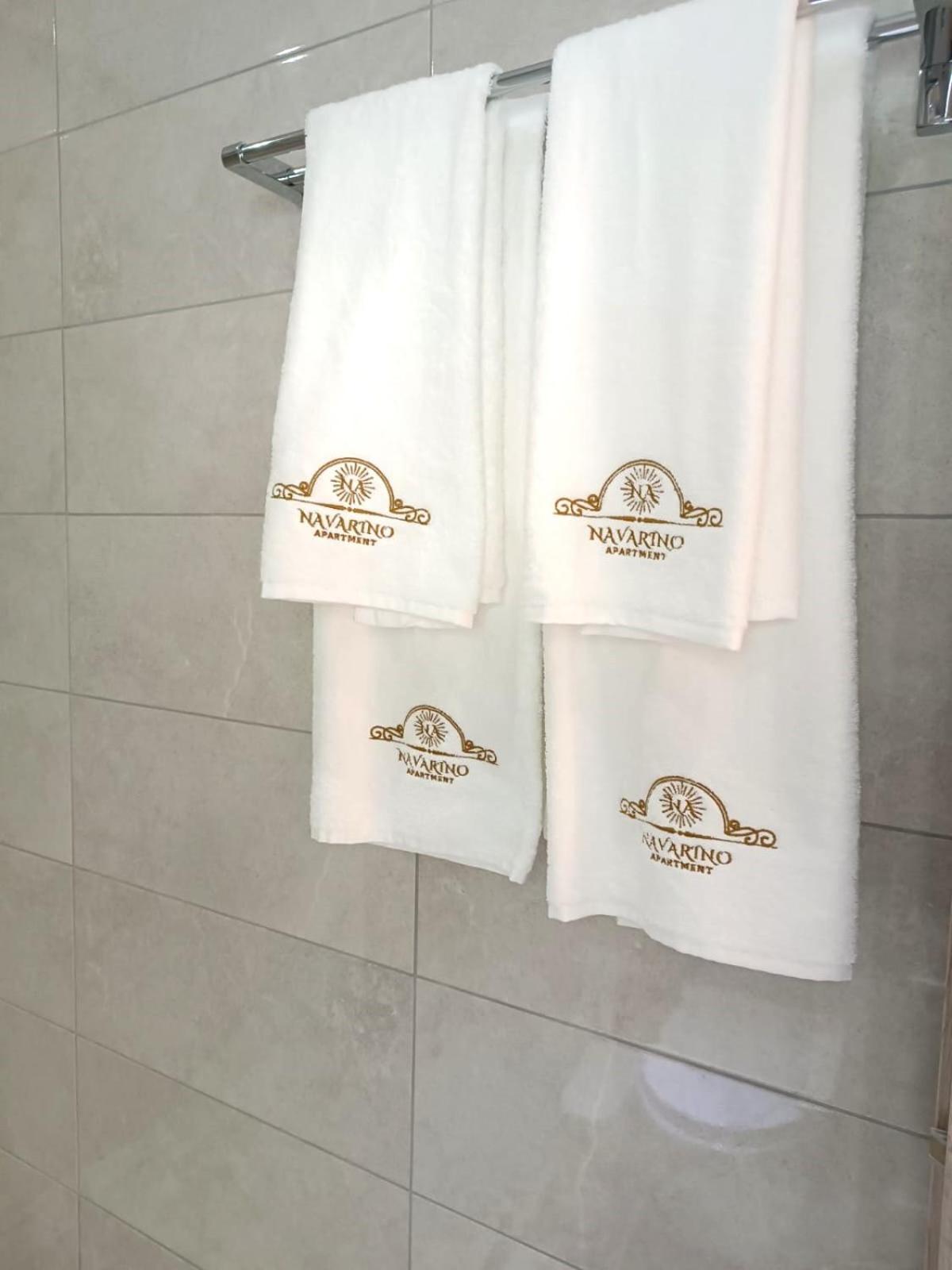Navarino Luxe Suites Peraía 外观 照片